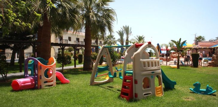 Apgyvendinimas 3* LOUTSIANA DELUXE APTS