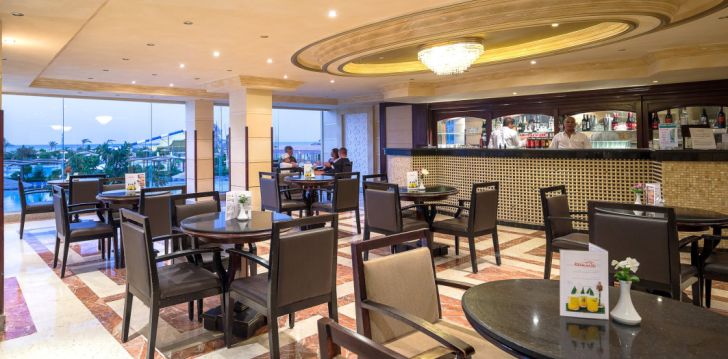 Planuoji kelionę į Egiptas? apsistokite 5 viešbutyje SUNRISE ALORA AQUA PARK RESORT.