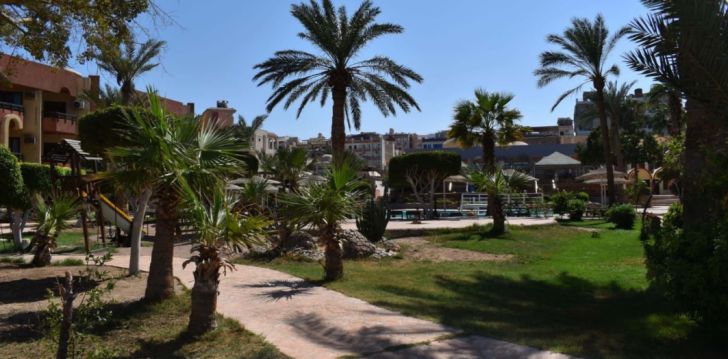 Apsistokite GEISUM BEACH RESORT viešbutyje už gerą kainą.