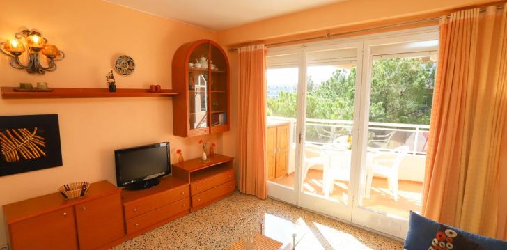 Viešbutis CALIFORNIA APARTHOTEL įsikūręs Ispanija.