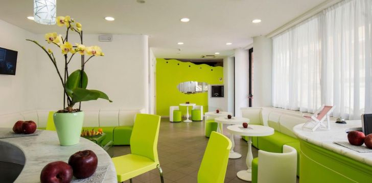 Atostogos Italija – apsistokite viešbutyje HOTEL SCARLET