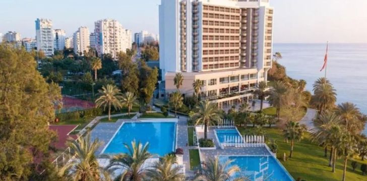 Rinkitės viešbutį AKRA HOTEL kelionei į Turkija