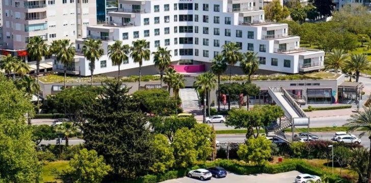 Atostogos Turkija – apsistokite viešbutyje AKRA V HOTEL