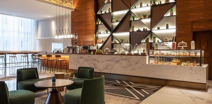 SHERATON GRAND HOTEL DUBAI - klientų vertinamas, kaip geras kainos ir kokybės santykis.