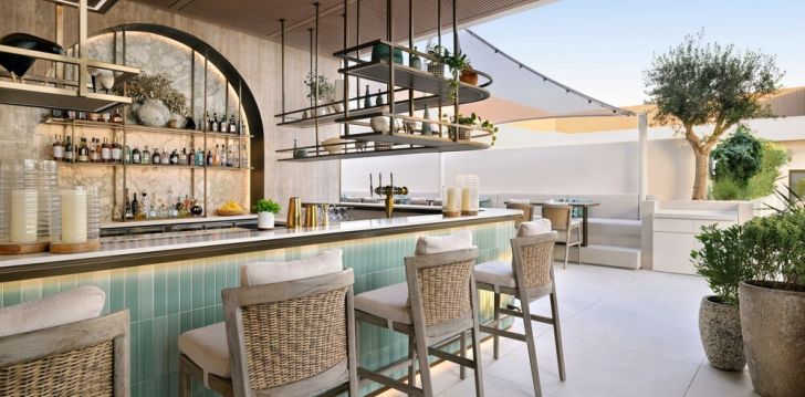 Planuoji kelionę į JAE? apsistokite 5 viešbutyje SHERATON GRAND HOTEL DUBAI.