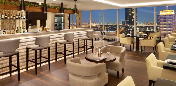 Viešbutis SHERATON GRAND HOTEL DUBAI įsikūręs JAE. 