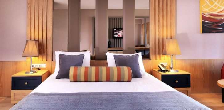Viešbutis IMPERIAL TURKIZ RESORT įsikūręs Turkija. 