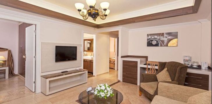 Viešbutis CLUB PARADISO HOTEL & RESORT įsikūręs Turkija. 
