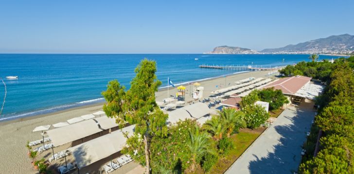 Apsistokite CLUB PARADISO HOTEL & RESORT viešbutyje už gerą kainą.