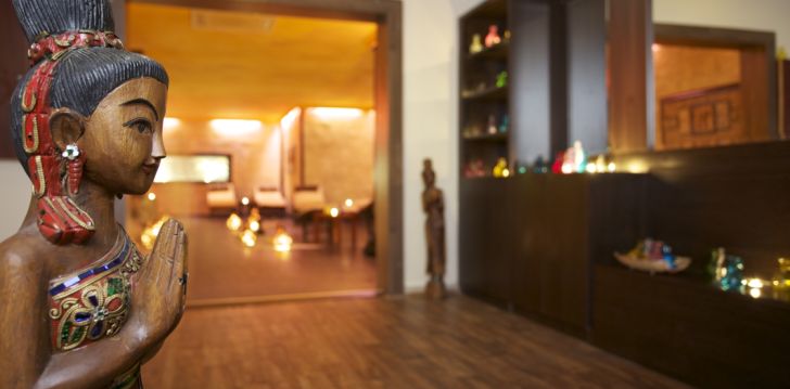 Viešbutis CLUB PARADISO HOTEL & RESORT įsikūręs Turkija. 