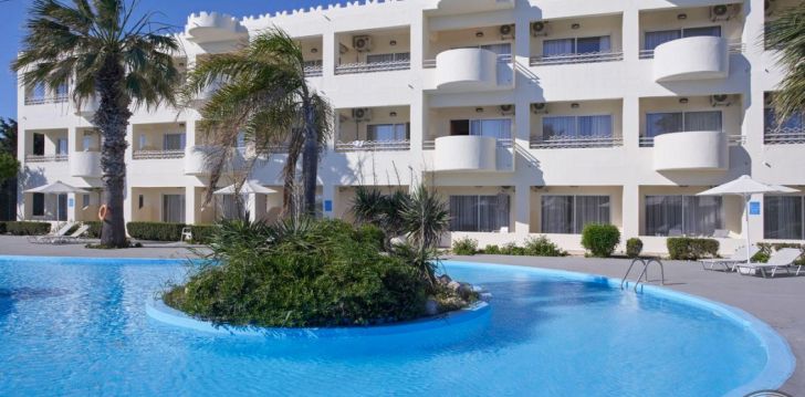 Rinkitės viešbutį BLUE BAY BEACH RESORT kelionei į Graikija
