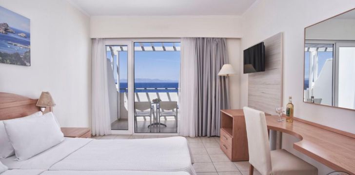 Planuoji kelionę į Graikija? apsistokite 4 viešbutyje BLUE BAY BEACH RESORT.