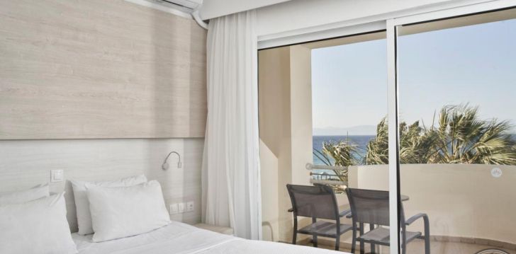 Apsistokite BLUE BAY BEACH RESORT viešbutyje už gerą kainą. 