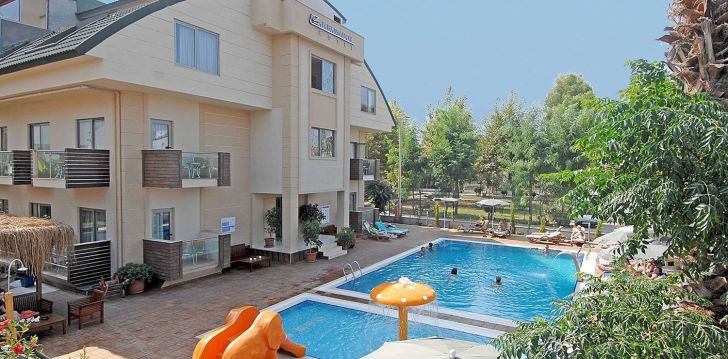 Viešbutis AMBASSADOR PLAZA įsikūręs Turkija. 