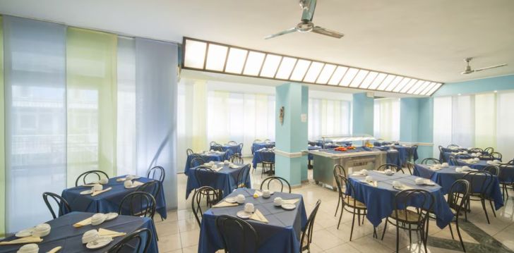 Viešbutis ADRIA MARE įsikūręs Italija. 
