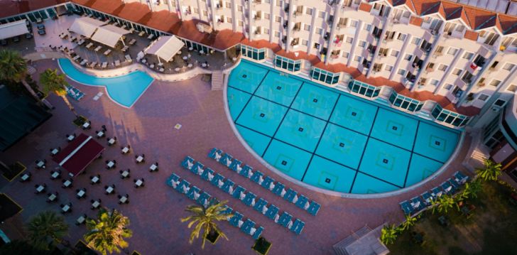 ROX RESORT HOTEL - klientų vertinamas, kaip geras kainos ir kokybės santykis. 
