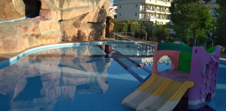 Tavo atostogos prasideda viešbutyje ROX RESORT HOTEL