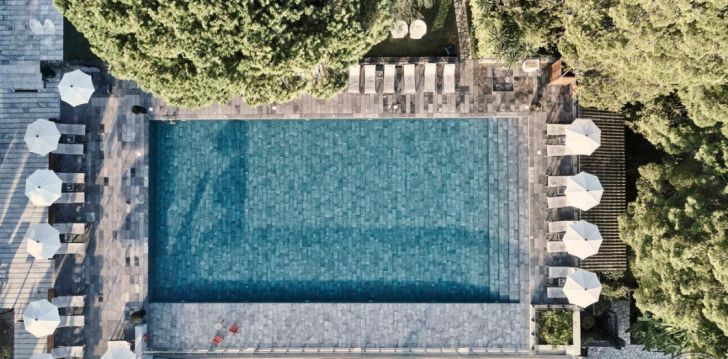 Atostogos Graikija – apsistokite viešbutyje KONTOKALI BAY RESORT & SPA