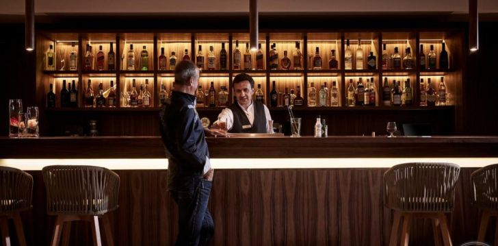 Tavęs laukia poilsis Graikija įsikūrusiame KONTOKALI BAY RESORT & SPA