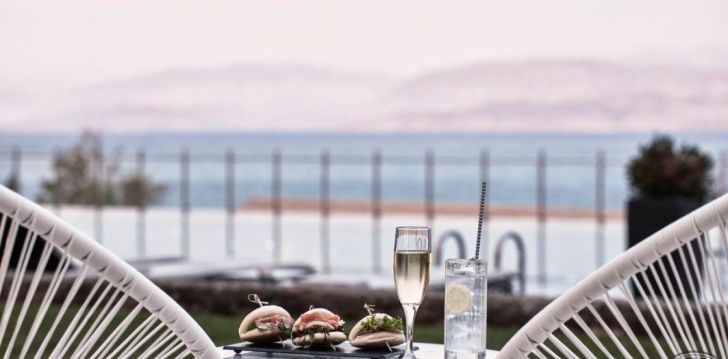 KONTOKALI BAY RESORT & SPA - klientų vertinamas, kaip geras kainos ir kokybės santykis. 