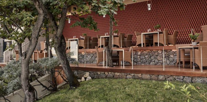 Planuoji kelionę į Graikija? apsistokite 5 viešbutyje KONTOKALI BAY RESORT & SPA. 