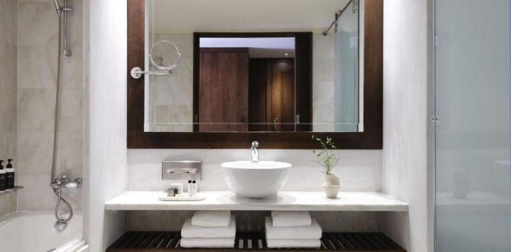 Planuoji kelionę į Graikija? apsistokite 5 viešbutyje KONTOKALI BAY RESORT & SPA. 
