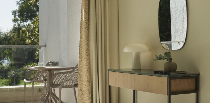 Tavo atostogos prasideda viešbutyje KONTOKALI BAY RESORT & SPA