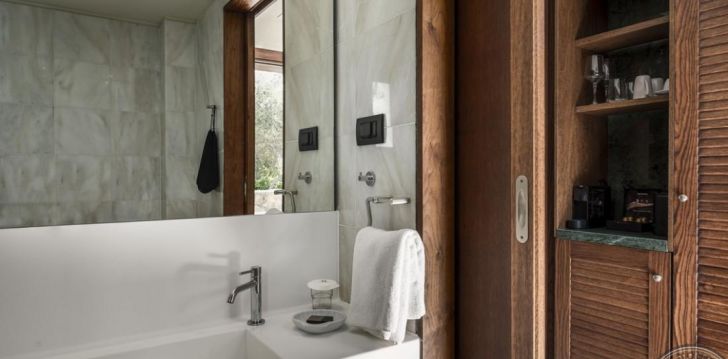 Rinkitės viešbutį KONTOKALI BAY RESORT & SPA kelionei į Graikija
