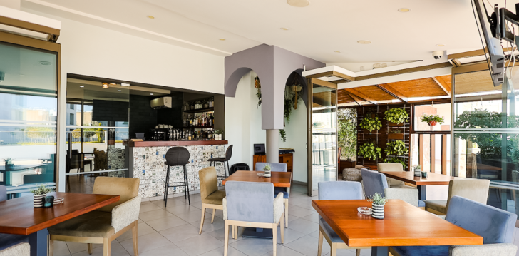 Rinkitės viešbutį MIKES KANARIUM CITY HOTEL kelionei į Kipras