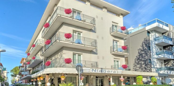 Viešbutis NIAGARA RICCIONE įsikūręs Italija.