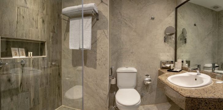 INVIDIA CORAL BEACH TIRAN - klientų vertinamas, kaip geras kainos ir kokybės santykis.