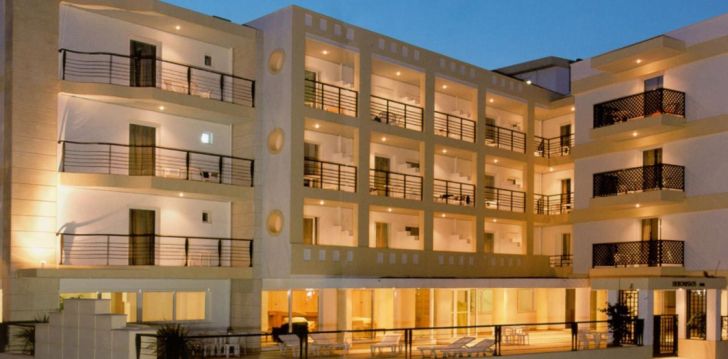 Planuoji kelionę į Graikija? apsistokite 4 viešbutyje HERONISSOS HOTEL.