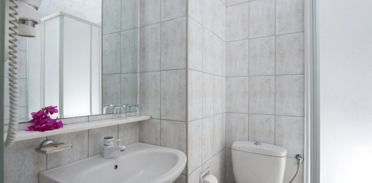 Planuoji kelionę į Graikija? apsistokite 4 viešbutyje HERONISSOS HOTEL. 