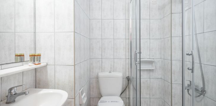 Rinkitės viešbutį HERONISSOS HOTEL kelionei į Graikija