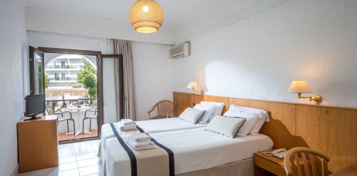 Tavęs laukia poilsis Graikija įsikūrusiame HERONISSOS HOTEL