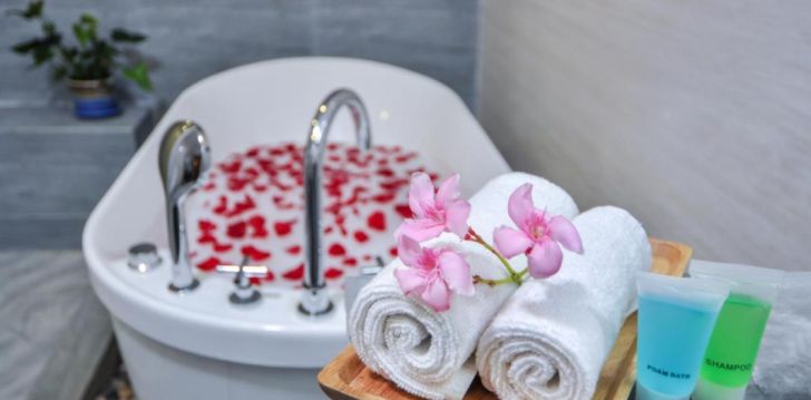 Atostogos Maldyvai – apsistokite viešbutyje TRITON BEACH HOTEL & SPA
