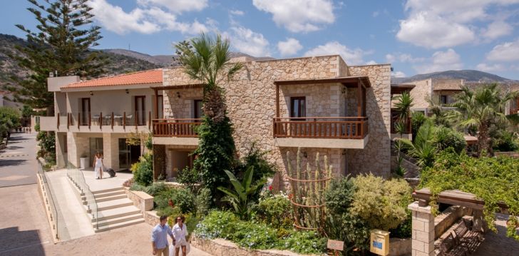 Apsistokite CACTUS BEACH HOTEL & BUNGALOWS viešbutyje už gerą kainą. 