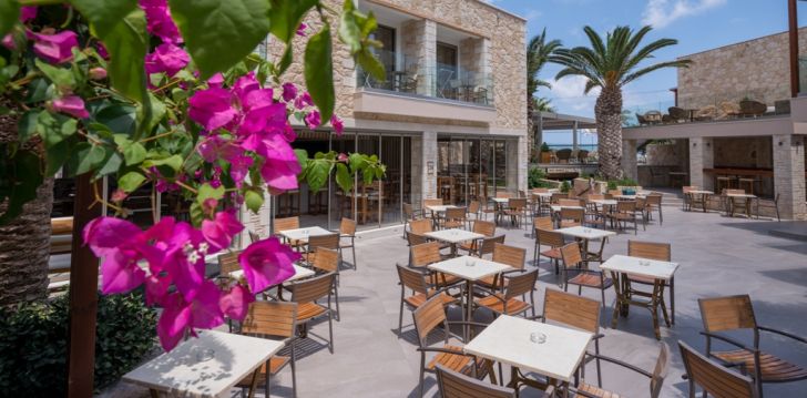 Atostogos Graikija – apsistokite viešbutyje CACTUS BEACH HOTEL & BUNGALOWS