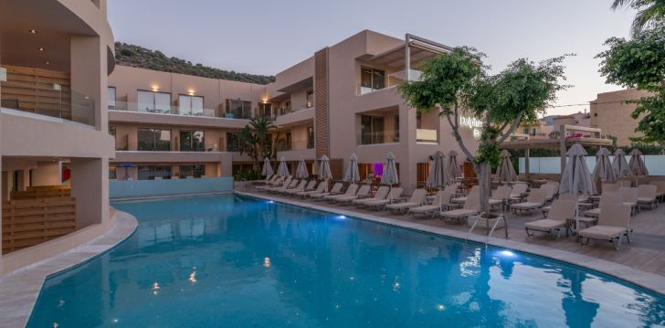Jaukus viešbutis CACTUS BEACH HOTEL & BUNGALOWS, jūsų atostogoms