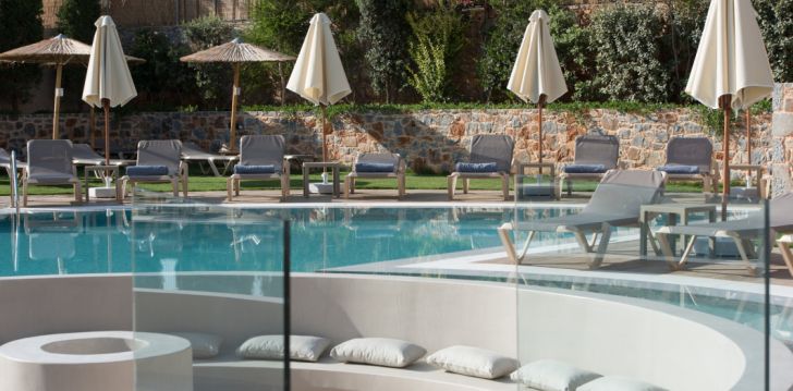 Tavęs laukia poilsis Graikija įsikūrusiame CACTUS ROYAL SPA & RESORT