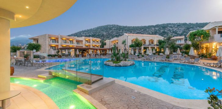 Apgyvendinimas 5* CACTUS ROYAL SPA & RESORT