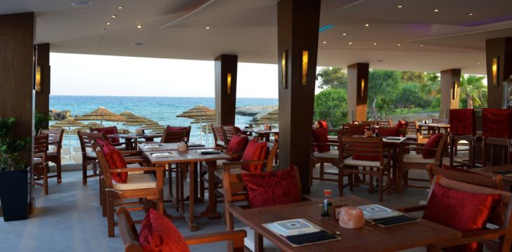 Patogus viešbutis jūsų kelionei – 5* ADAMS BEACH HOTEL