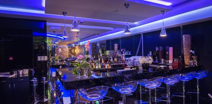 Tavo atostogos prasideda viešbutyje ADAMS BEACH HOTEL