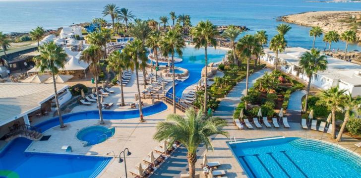 Patogus viešbutis jūsų kelionei – 5* ADAMS BEACH HOTEL