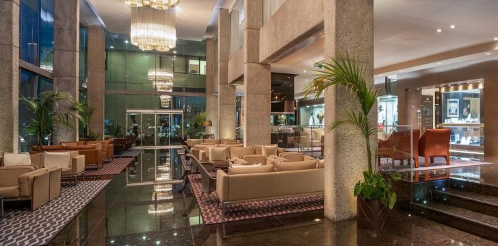 Planuoji kelionę į Kipras? apsistokite 5 viešbutyje AMATHUS BEACH HOTEL.