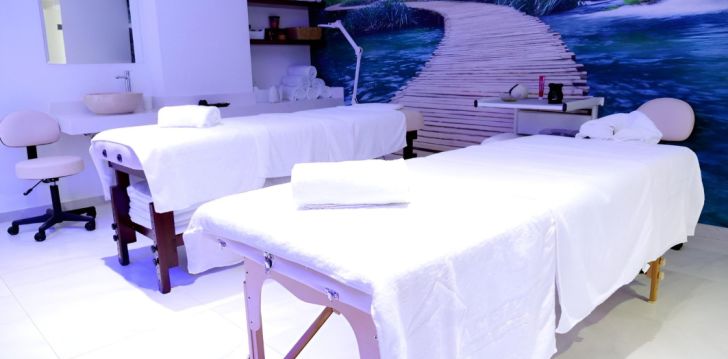 Atostogos Kipras – apsistokite viešbutyje AMETHYST NAPA HOTEL & SPA