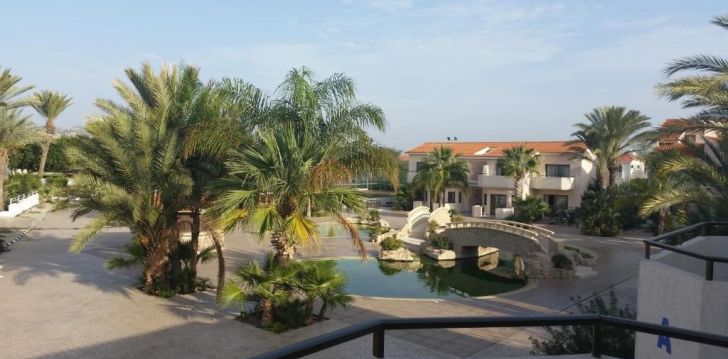 Viešbutis CROWN RESORT HENIPA įsikūręs Kipras.