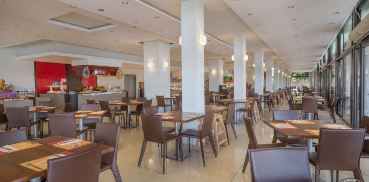 Apsistokite SOL COSMOPOLITAN RHODES BY MELIA viešbutyje už gerą kainą. 
