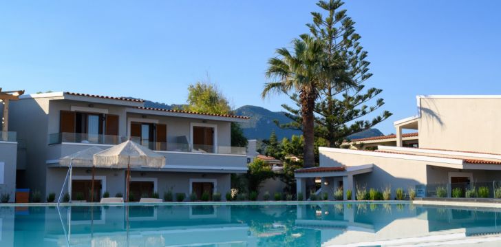 Viešbutis WYNDHAM CORFU ACHARAVI (ex. ACHARAVI MARE) įsikūręs Graikija.