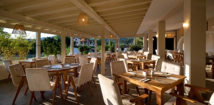 Rinkitės viešbutį WYNDHAM CORFU ACHARAVI (ex. ACHARAVI MARE) kelionei į Graikija